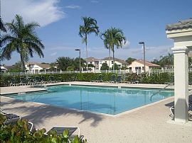 Immaculate 2 BR, 2.5 BA Townhouse In Towngate  in Pembroke Pines, FL (Photo 5 of 6)