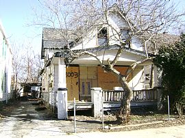 3 BR, 2 BA House Rent To Own, Needs Work And Able To Do It, $300 in Cleveland, OH (Photo 2 of 4)