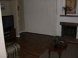  Nice 2 BR, 2 BA Country Club Town Home, 1600 Sq. Ft.   in Escondido, CA (Photo 3 of 6)
