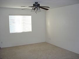 Great 2 BR, 2 BA Townhouse In Biltmore Area  in Phoenix, AZ (Photo 3 of 6)