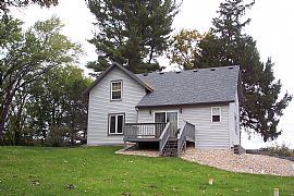 Scenic Country Haven 3 BR, 2 BA Vacation Home in Merrimac, WI