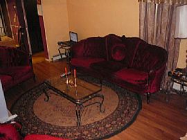 3 BR, 1 BA House, Huge Front Yard, Walking Distance To NYC Bus in East Brunswick, NJ (Photo 3 of 6)