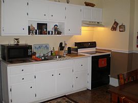 Beautiful 3 BR, 2 BA Apartment  in Roebling, NJ (Photo 3 of 3)