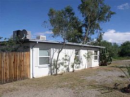 Charming 2 BR, 1 BA House Near Hummel Park in Tucson, AZ (Photo 6 of 6)