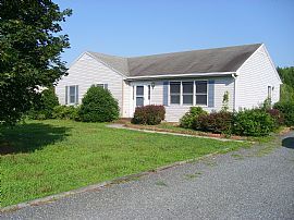  Renovated 3 BR, 2 BA Ranch House In Hunters Mill in Salisbury, MD