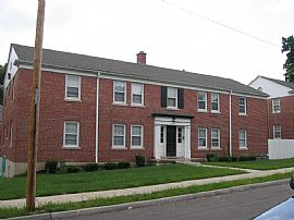 West Side Plaza  Apartment! Walking Distance To The Plaza! in Kansas City, MO