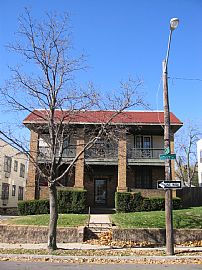 1 BR, 1 BA Apt., Walking Distance To The Plaza And Westport! in Kansas City, MO