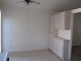 Beautiful 3 BR, 2 BA, Den Home  in Las Vegas, NV (Photo 2 of 2)