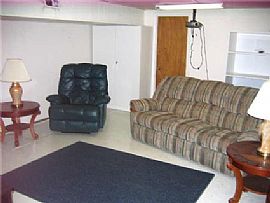 Peaceful 3 BR, 2 BA Ranch House With Basement in Atlanta, GA (Photo 6 of 6)