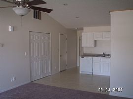 2 BR, 2 BA, 1 CAR Apartment At Laurel Creek in Troy, OH (Photo 3 of 6)