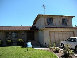 Remodeled 3 BR, 3 BA House In Excellent Location in San Jose, CA