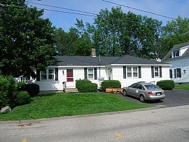 Quiet 2 Br, 1 Ba Condo in Excellent Location  in Saco, ME