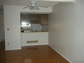 Very Nice 2 BR, 1.5 BA House, Walking To Work At KU Med. in Kansas City, KS (Photo 2 of 2)