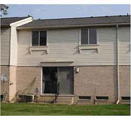 Well Maintained 3 BR, 1.5 BA Condo With Free Heat in Canton, MI (Photo 2 of 2)