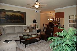 Newly Renovated 2 BR, 2 BA  Apartment Near Eldridge in Houston, TX (Photo 3 of 3)