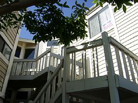 LOCATION! LOCATION! 1 BR, 1 BA CONDO FOR RENT in Covina, CA (Photo 6 of 6)