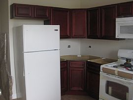 Beautiful 2 And 3 Bedroom, Two Flat Apartment In Mayfair in Chicago, IL (Photo 4 of 4)