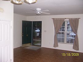 Serene 2 BR, 2 BA Townhome With Southern Charm  in Clayton, NC (Photo 2 of 4)