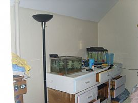 1 BR, 1 BA Apartment In Duplex Available now! $375 in Stevens Point, WI (Photo 3 of 4)