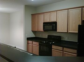 Almost New 3 BR, 2 BA Town House in East Point, GA (Photo 2 of 5)