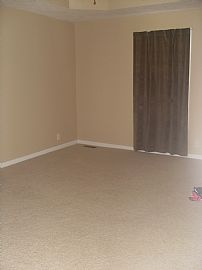 Quiet 3 BR, 3 BA House Close To Ft. Campbell And Everything in Clarksville, TN (Photo 5 of 6)