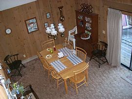 Gorgeous 3 Br, 2 Ba Ski Chalet in South Londonderry, VT (Photo 3 of 4)