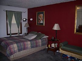 GREAT DOWNTOWN 2 BR, 1 BA RENTAL HOME in Columbus, OH (Photo 2 of 4)