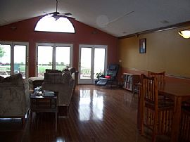 GREAT DOWNTOWN 2 BR, 1 BA RENTAL HOME in Columbus, OH (Photo 3 of 4)