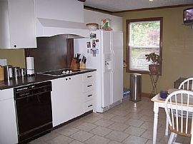 GREAT DOWNTOWN 2 BR, 1 BA RENTAL HOME in Columbus, OH (Photo 4 of 4)