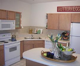 Unique 2 BR, 2.5 BA Near Northtown Mall in Coon Rapids, MN (Photo 2 of 6)