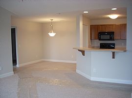 Stunning 2 BR, 2 BA Condo! in Urbana, IL