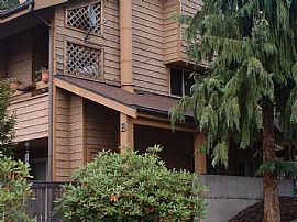 Quiet 1 BR, 1 BA Condo In Valley View Condo Complex in Skyway, WA (Photo 3 of 3)