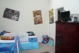 2 BR, 2.5 BA Brick Townhouse With Fenced Patio For Rent in Castle Hayne, NC (Photo 5 of 5)