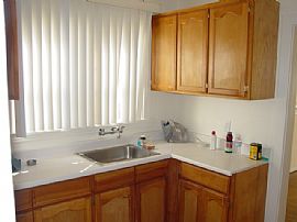 Spacious 2 BR, 1 BA Whittier Home With Gardener Provided in Whittier, CA (Photo 5 of 5)