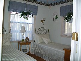 Rogers Ar Furnished Home Util +pd Beaver Lake I-540 10 Ml E 94  in Rogers, AR (Photo 8 of 12)