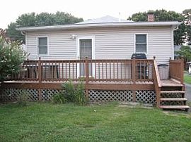 Nice 3 BR, 1 BA Home, Quiet, Safe, Large Garage! in Essex, MD (Photo 3 of 6)