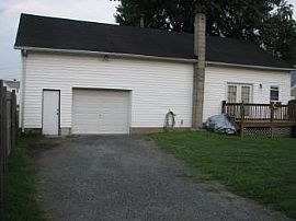 Nice 3 BR, 1 BA Home, Quiet, Safe, Large Garage! in Essex, MD (Photo 4 of 6)