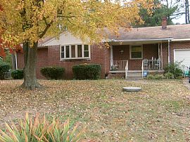 Large 3 BR, 1 BA, 2 CAR  Home With Refinished Hardwood Floors in Petersburg, VA