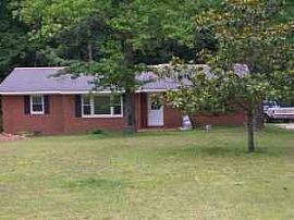 GORGEOUS 3 BR, 1 BA HOME, MOVE TO HISTORIC HILLSBOROUGH TODAY in Hillsborough, NC