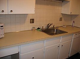 Great 2 BR, 1 BA Condo Includes Heat And HW in North Reading, MA (Photo 4 of 8)