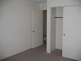 Great 2 BR, 1 BA Condo Includes Heat And HW in North Reading, MA (Photo 5 of 8)