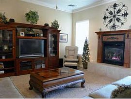 Custom 3 BR, 2 BA Home In Temple, Golf Coarse Neighborhood! in Snowflake, AZ (Photo 3 of 4)