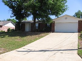 Beautiful 3 BR, 2 BA Home Off 90 Near College in Milton, FL