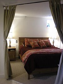 Beautiful 3 Br, 2 Ba Single Family Home with Garage and Yard  in Westchester, IL (Photo 6 of 12)