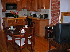 Furnished 1 BR, 1 BA Condo, Short Term Accommodations in Allston, MA (Photo 3 of 6)
