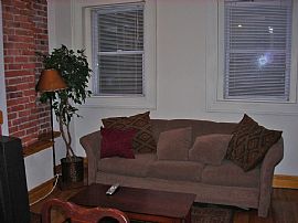 Furnished 1 BR, 1 BA Condo, Short Term Accommodations in Allston, MA (Photo 4 of 6)