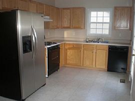 Gorgeous 3 BR, 2 BA Home And Half Off First Months Rent! in Villa Rica, GA (Photo 3 of 4)