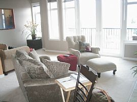 1 BR, 1.5 BA Condo With Amazing View, Walk To Pike Place Market in Seattle, WA (Photo 3 of 5)