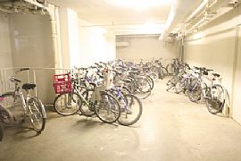 Modern 2 BR, 2 BA Condo  With Heat And Hot Water Included in Cambridge, MA (Photo 11 of 12)