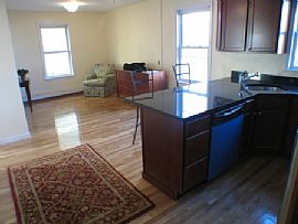 Renovated 3 BR, 1 BA Apartment With Modern Appliances in Inman Square, MA (Photo 4 of 12)